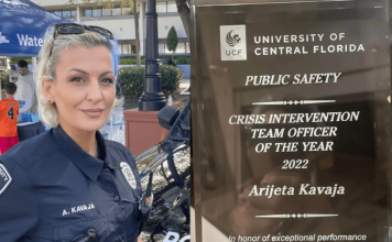 Policja me origjinë shqiptare dekorohet me Çmimin e Vitit në SHBA (FOTO)