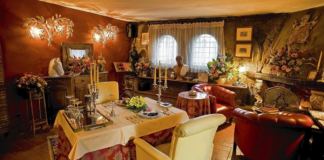 Restoranti më romantik në botë që mund të rezervohet vetëm për dy persona