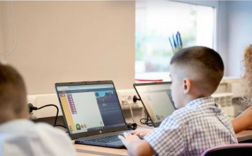 200 shkolla të tjera me SmartLab-e