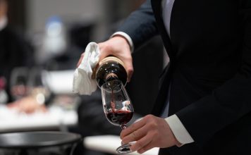 Verërat autoktone shqiptare në një degustim të Posacëm në Japoni