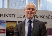 Akademik Nazim Gruda merr certifikatën e “Best Scientific Abstract Prize”