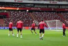 Kombëtarja udhëton drejt Varshavës, gjithçka gati për duelin e parë me Poloninë