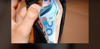 Kosovë/ Qytetari gjen portofolin me para dhe e dorëzon në Polici