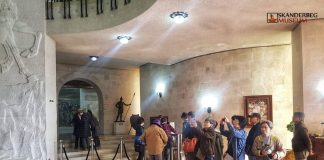 Pas 3 vitesh mungesë rikthehen turistët japonezë në Muzeun Historik dhe Etnografik të Krujës