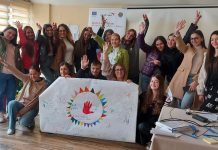 Frymëzuese/ 15 të rinj vullnetarë krijojnë një strukturë për t’u ardhur në ndihmë fëmijëve me aftësi të kufizuara