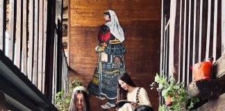 Të rinjtë e Shkodrës riprodhojnë simbolet grafike të etnokulturës