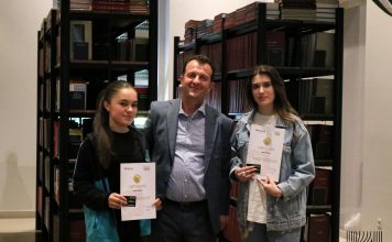 Shpallen fituesit e konkursit “Jam libër” në COD