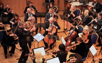 Koncerti i Orkestrës Simfonike të RTSH-së emocionon publikun