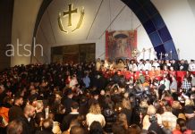 Besimtarët ortodoksë kremtojnë Pashkën