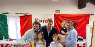 Hapet shkolla shqipe në Bolonjë të Italisë