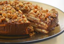 Receta e Shpejtë e Ëmbëlsirës me Biskota dhe Krem Pastiçerie