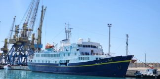 Anija turistike “MS Monet”, kroçera e radhës e ankoruar në portin e Durrësit