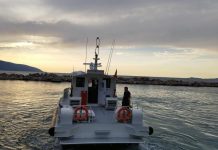 Policia shpëton dy turistë gjermanë në Gjirin e Gramës