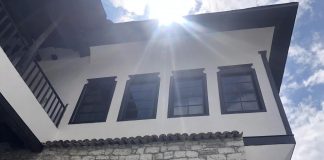 Punime restaurimi në Muzeun Etnografik në Berat