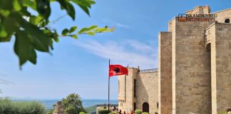 42% më shumë vizitorë të huaj në janar-maj të 2023