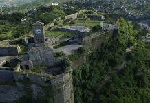 Dyfishohen shifrat, 50 mijë vizitorë në Kalanë e Gjirokastrës