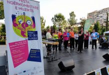 Java Kulturore Franceze kthen Tiranën në arenë muzikore