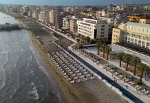 Shëtitorja e re e plazhit të Durrësit, gati për banorët dhe turistët