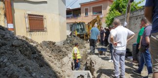 Elbasan, ndërhyrje në 8 km infrastrukturë nëntokësore në rrugën “Xhaferr Hakani”