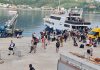 “Kala Festival”, 657 turistë anglezë mbërritën nga porti i Himarës