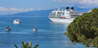Kroçera ”Seabourn Quest” me 444 turistë të huaj vizitoi Sarandën