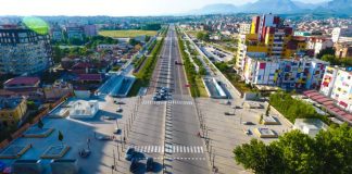 Sezoni turistik, nga sot kufizime në fundjavë dhe gjatë festave në qarkullimin e mjeteve