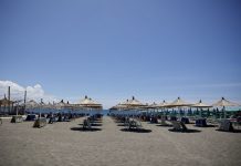 Ndahen parcelat për plazhe në Velipojë