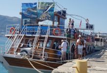 Anijet turistike drejt Sazanit dhe Karaburunit, mbi 3700 turistë në maj-qershor