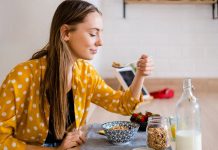 Pse ngrënia e mëngjesit herët mund të zvogëlojë rrezikun e diabetit?