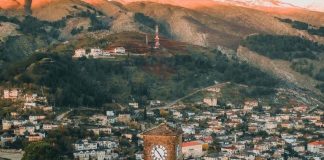 Media franceze reportazh nga Gjirokastra