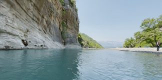 Turistë edhe në llixhat e Sarandoporit në Leskovik