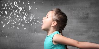 Pse zëri ynë ndryshon me kalimin e viteve?