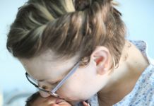 Nëna dhe foshnja ia dalin për mrekulli falë ekipit të “Koço Gliozheni”