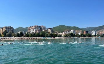 Fituesit e maratonës së notit në Pogradec