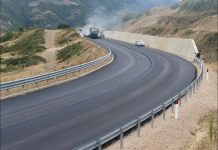 Nis asfaltimi i lotit të 3 të rrugës Qukës-Qafë Plloçë