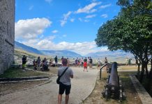 Fluks turistësh në Kalanë e Gjirokastrës, mbi 100 mijë në shtatë muaj
