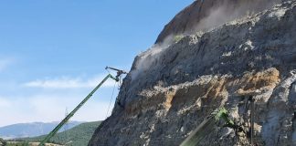 Rruga Qafë Plloçë-Qukës, ARRSH: Punime në Urën nr. 4 për shtresat asfaltike dhe muret mbajtëse