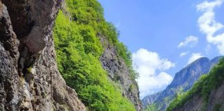 130 mijë vizitorë në Alpet e Shqipërisë gjatë gushtit