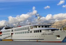 Vlora pret 167 turistë të huaj me kroçerën “La Belle Dell’Adriatique”