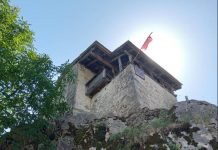 Kulla e Lulash Keq Boshit, ndër më të veçantat në Theth