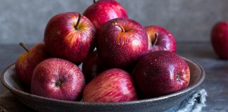 Përse Molla Konsiderohet Fruti i Muajit?