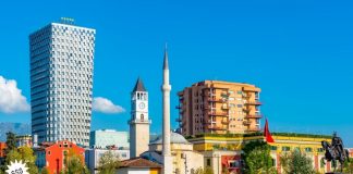 Promovimi në “Lonely Planet”;161 mijë britanikë vizituan Shqipërinë deri në gusht