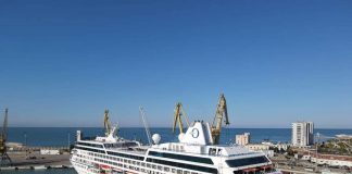 Vijon turizmi i kroçerave edhe në mesin e tetorit, priten 2600 turistë të huaj në Durrës