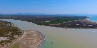 Peizazh magjik nga grykëderdhja e Vjosës në Levan