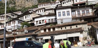 Ndriçim LED në shëtitoren “Osumi” në Berat