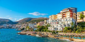 “Daily Mail”: Riviera Shqiptare, sekreti më i bukur i pushimeve në Evropë