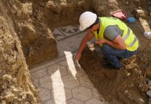 Gërmimet arkeologjike zbulojnë një mozaik të rrallë në Durrës