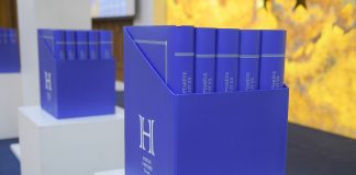 Prezantohet botimi “Historia e shqiptarëve gjatë shekullit XX”