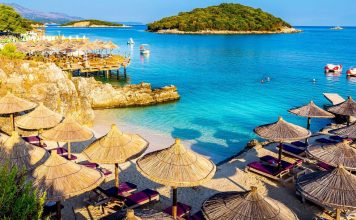 “Daily Express”: Shqipëria në rrugën e duhur për t’u bërë destinacioni më në trend në 2024