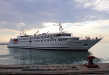 Qindra turistë të huaj me “La Belle de L’ Adriatique” në Durrës, mbizotëruan francezët